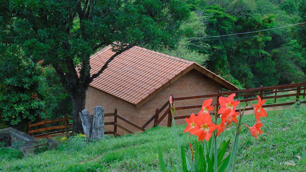 Chales Pedacim Du Ceu Bueno Brandão Dış mekan fotoğraf